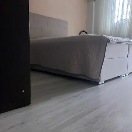 апартамент Apartman Szandanszki